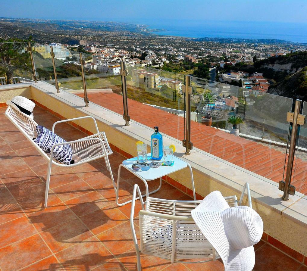 Villa Ocean Breeze Peyia Exterior foto