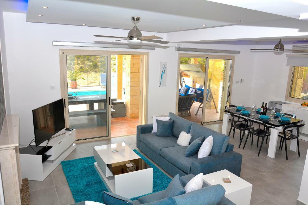 Villa Ocean Breeze Peyia Exterior foto